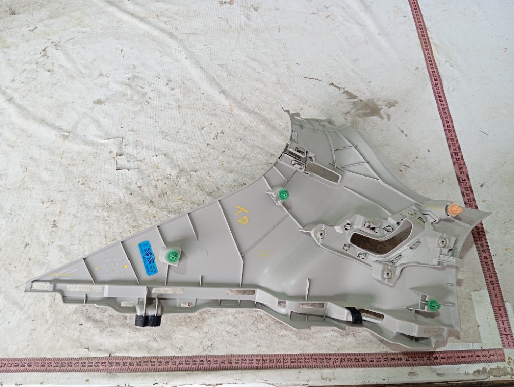 Acabamento Coluna Trase Direita Honda Hrv Exl 2023 25 V644 7