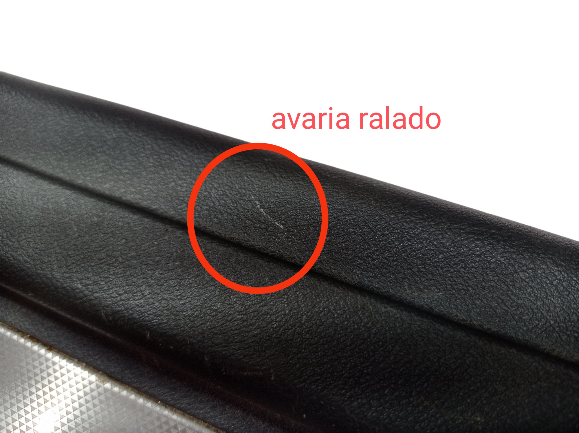 Soleira Dianteira Direita Hyundai Azera 2011 V579 8