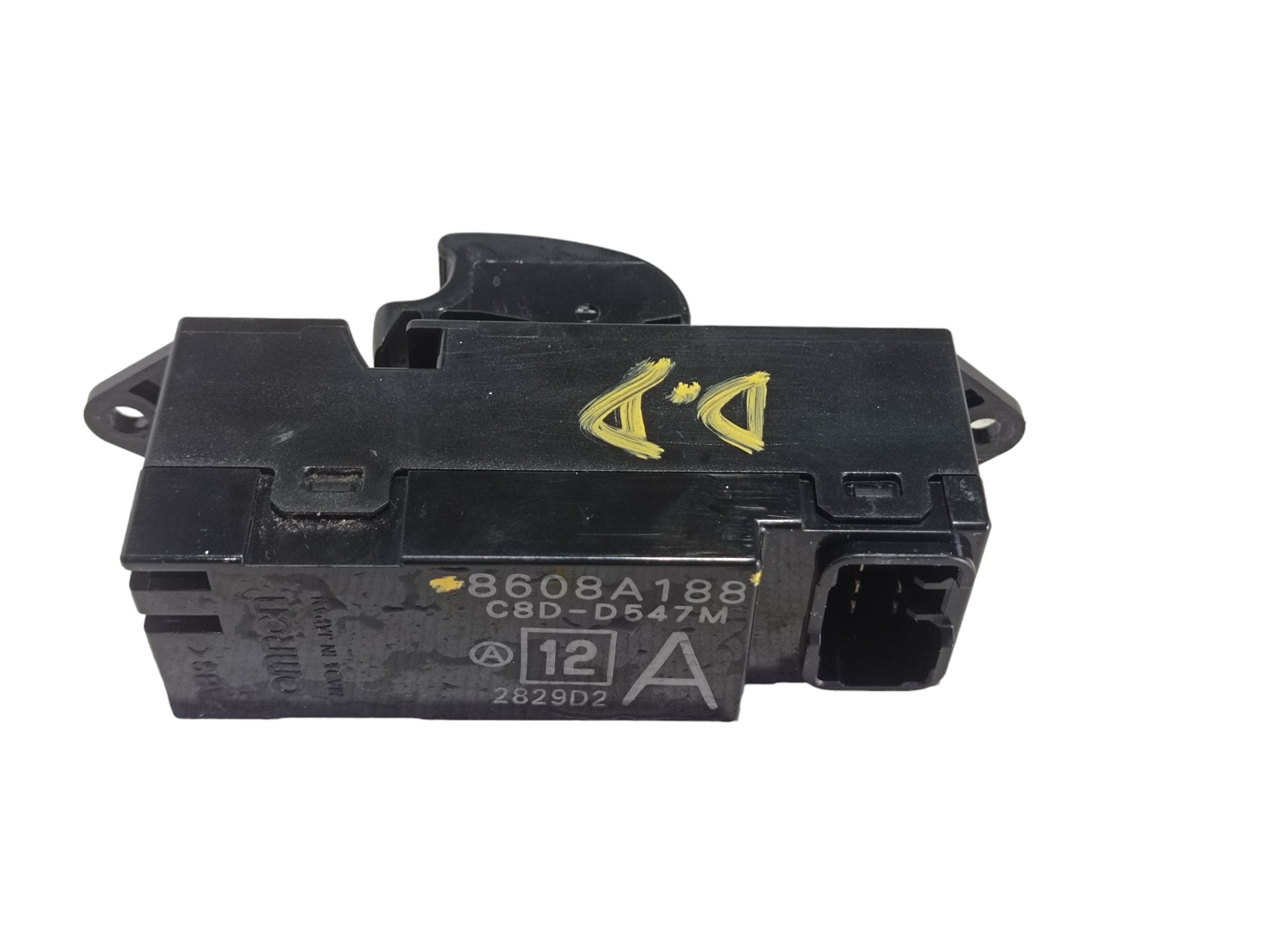 Botao Vidro Dianteiro Direito Mitsubishi Pajero 2020 V599 5