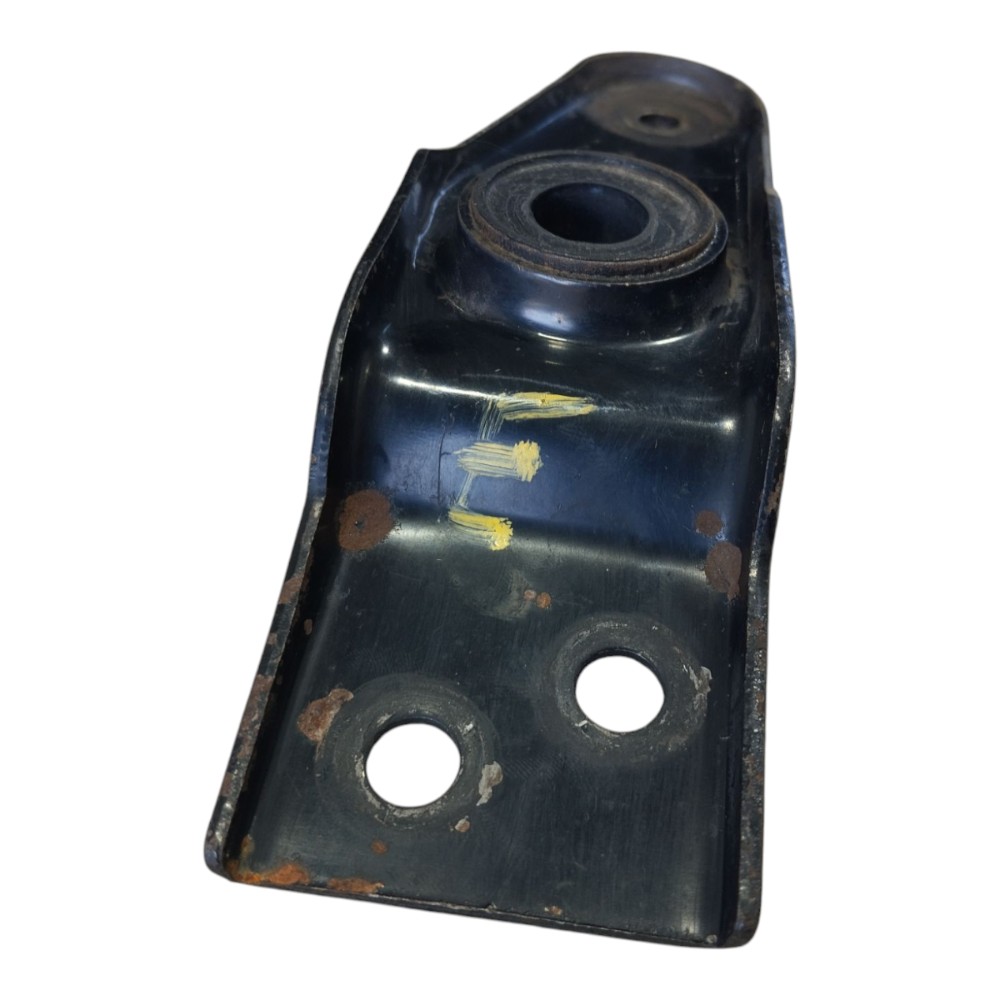 Suporte Radiador Esquerdo Mitsubishi L200 Sport 2004 V638 7
