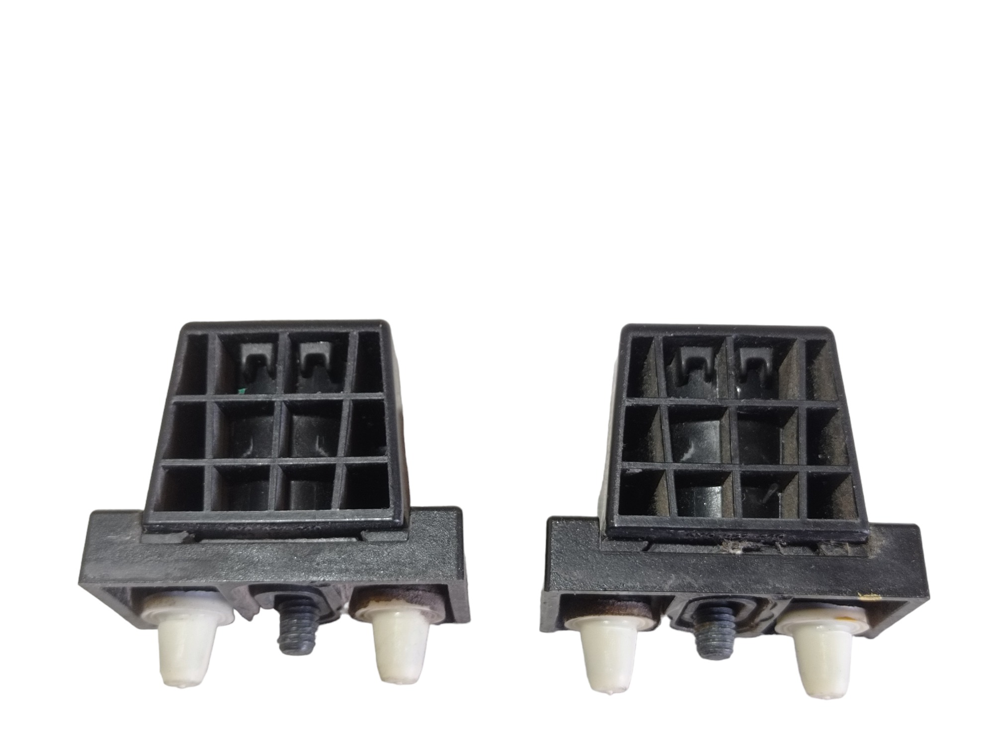 Batente Tampa Traseira Vw Taos Highline 250 22 2024 V601 3
