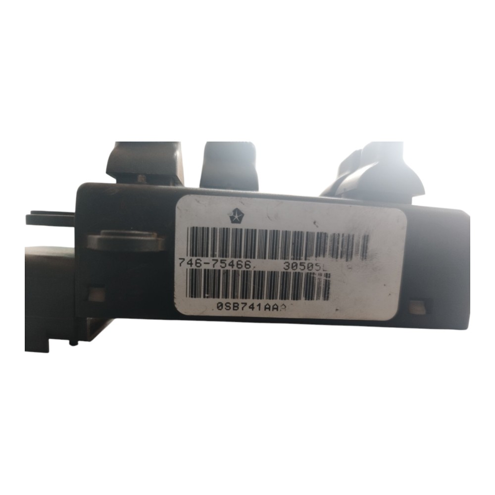 Botão Vidro Dianteiro Esquerdo Chrysler Grand Caravan V578 6