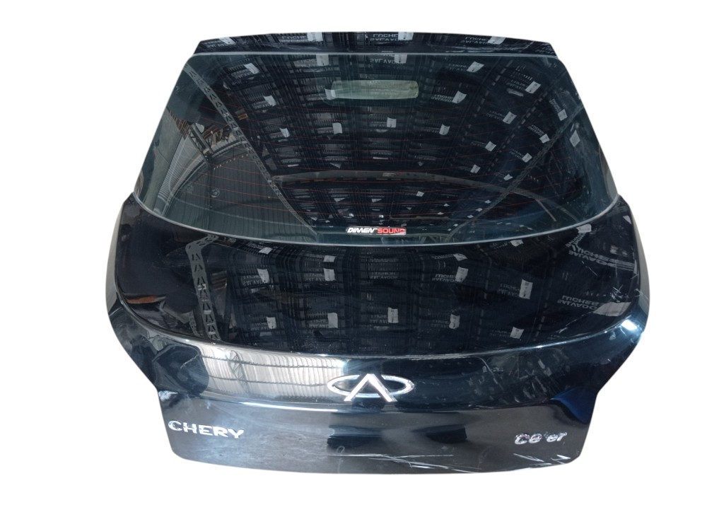 Tampa Traseira Chery Celer 1.5 2013 V470 1
