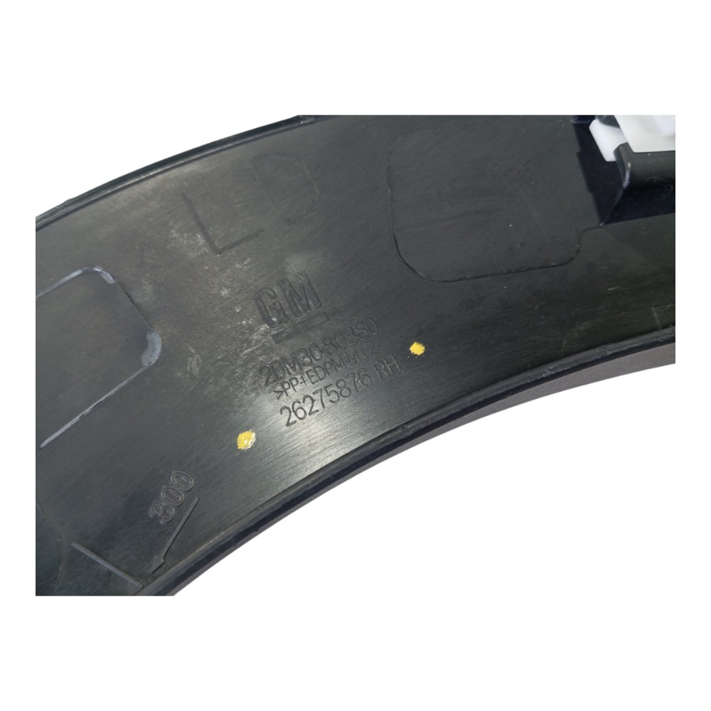Moldura Caixa Roda Traseira Direita Gm Tracker 2020 25 V627 7