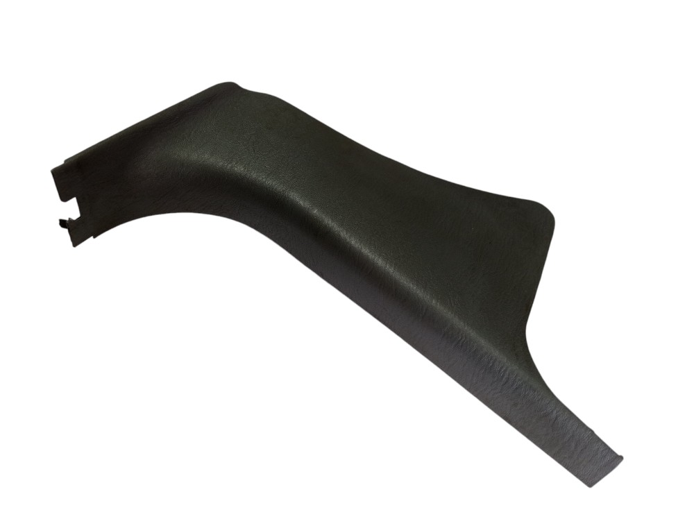 Moldura Pe Coluna Direita Chrysler Grand Caravan 2005 V368 1