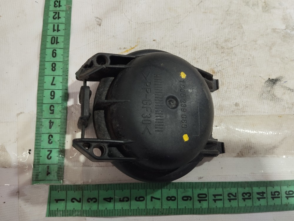 Tampa Farol Mercedes B180 2010 V630 7