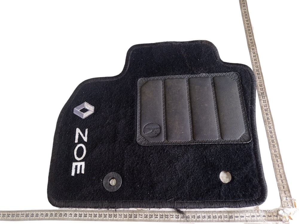 Tapete Dianteiro Esquerdo Renault Zoe Neo Int 2023 V617 7