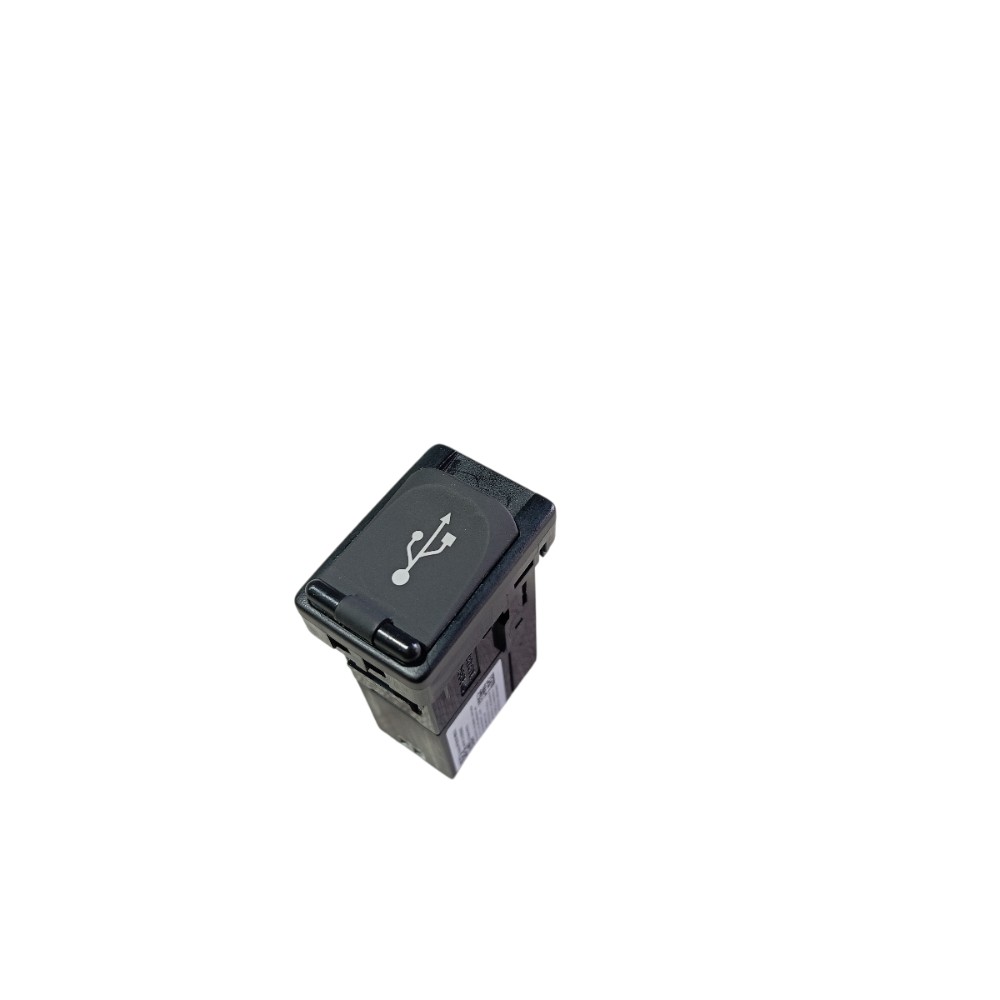 Entrada Usb Painel Toyota Yaris 2019 A 2025