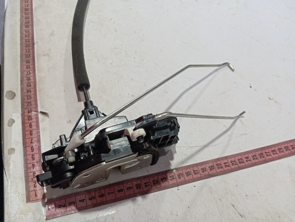 Fechadura porta dianteira esquerda Gwm Haval GT 2024 V636 9