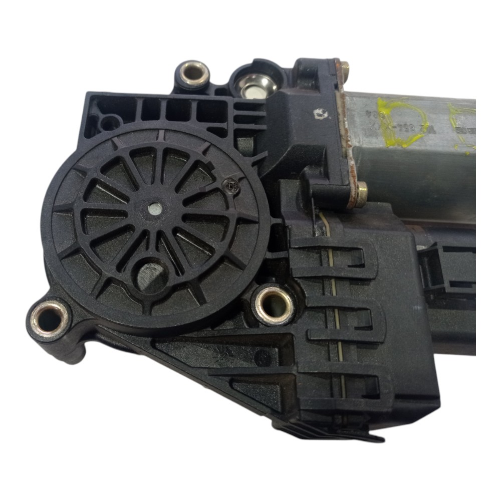 Máquina De Vidro Dianteiro Direito Audi A6 2002 V261 8