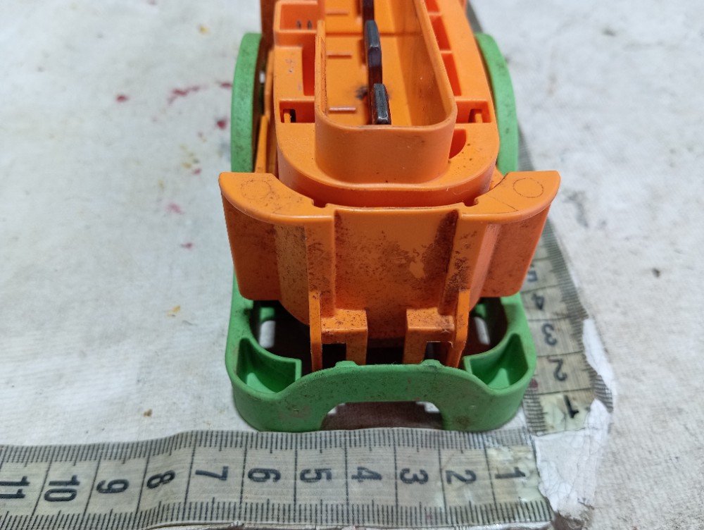 Conector Geral Bateria Renault Zoe Neo 2023 V617 8