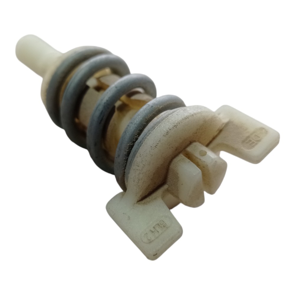 Parafusos Fixação Traseira Do Farol Vw Golf Highline V626 8