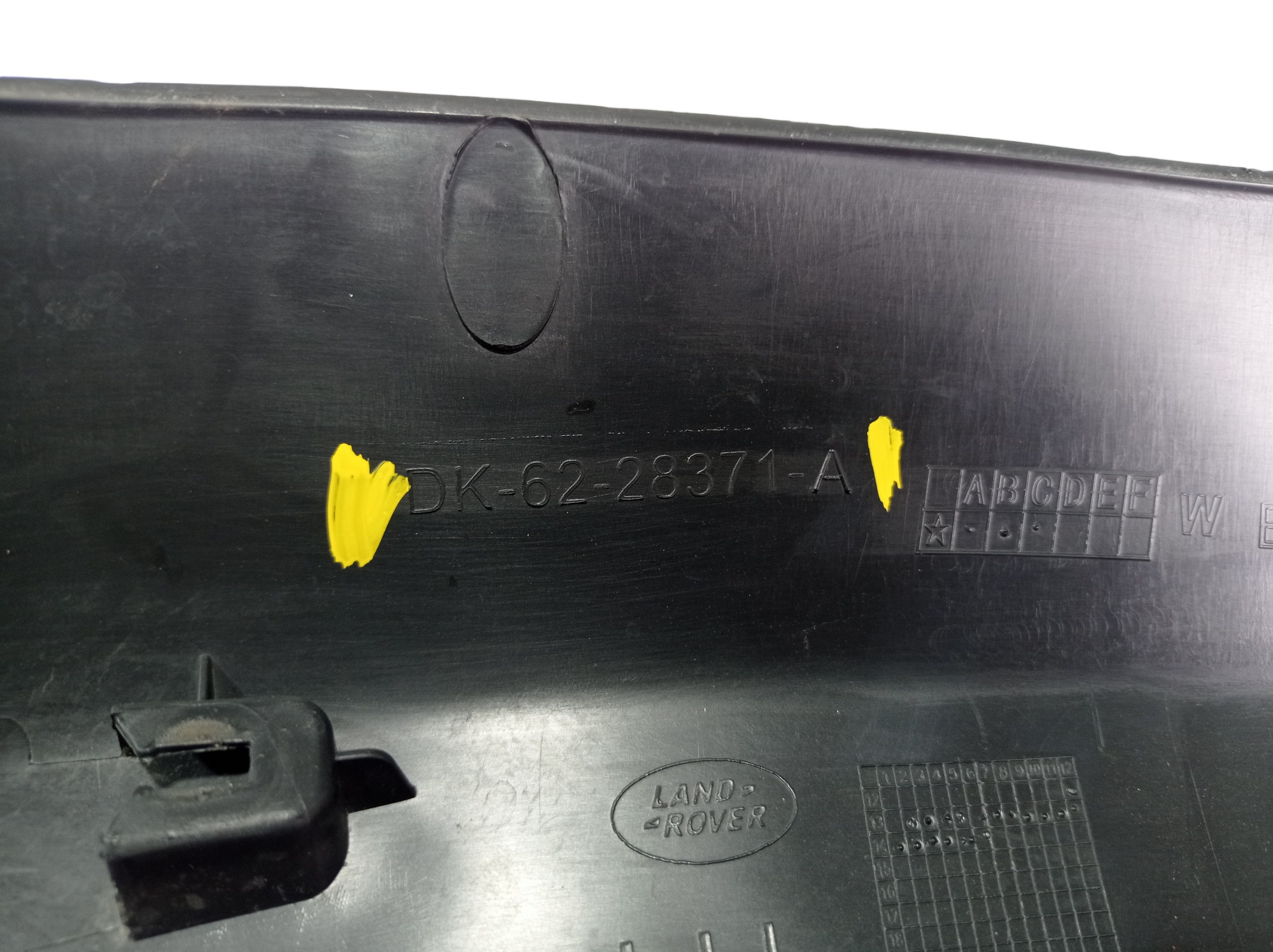 Aplique Caixa Roda Traseira Esquerda Range Rover Sport 2014 Preto 8