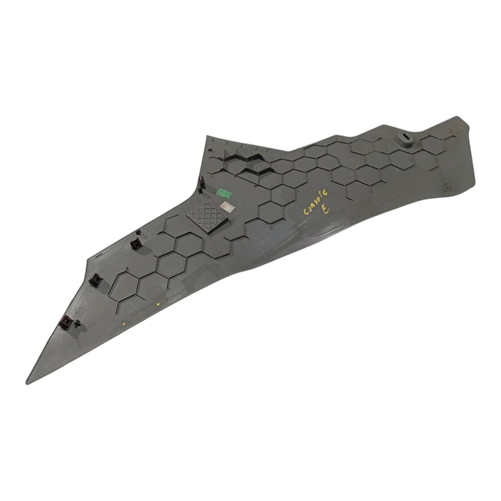 Acabamento Lateral Esquerdo Console Vw Virtus 2019 A 23 V657 2