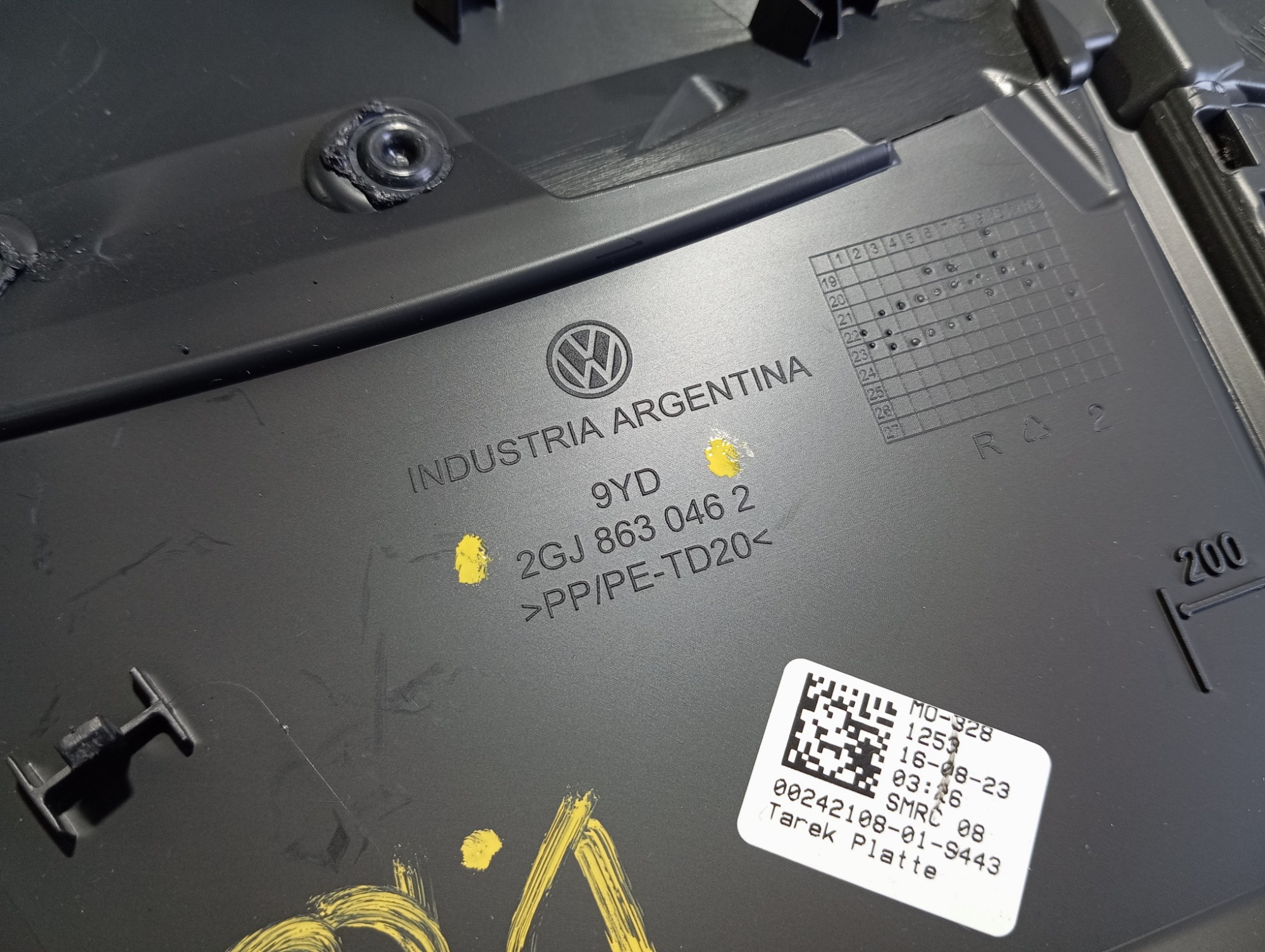 Acabamento Direito Console Vw Taos Highline 250 22 2024 V601 7