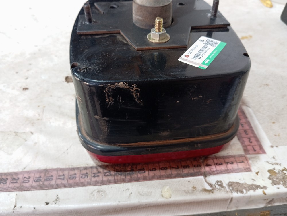 Lanterna Direita Troller T4 2011 V650 8
