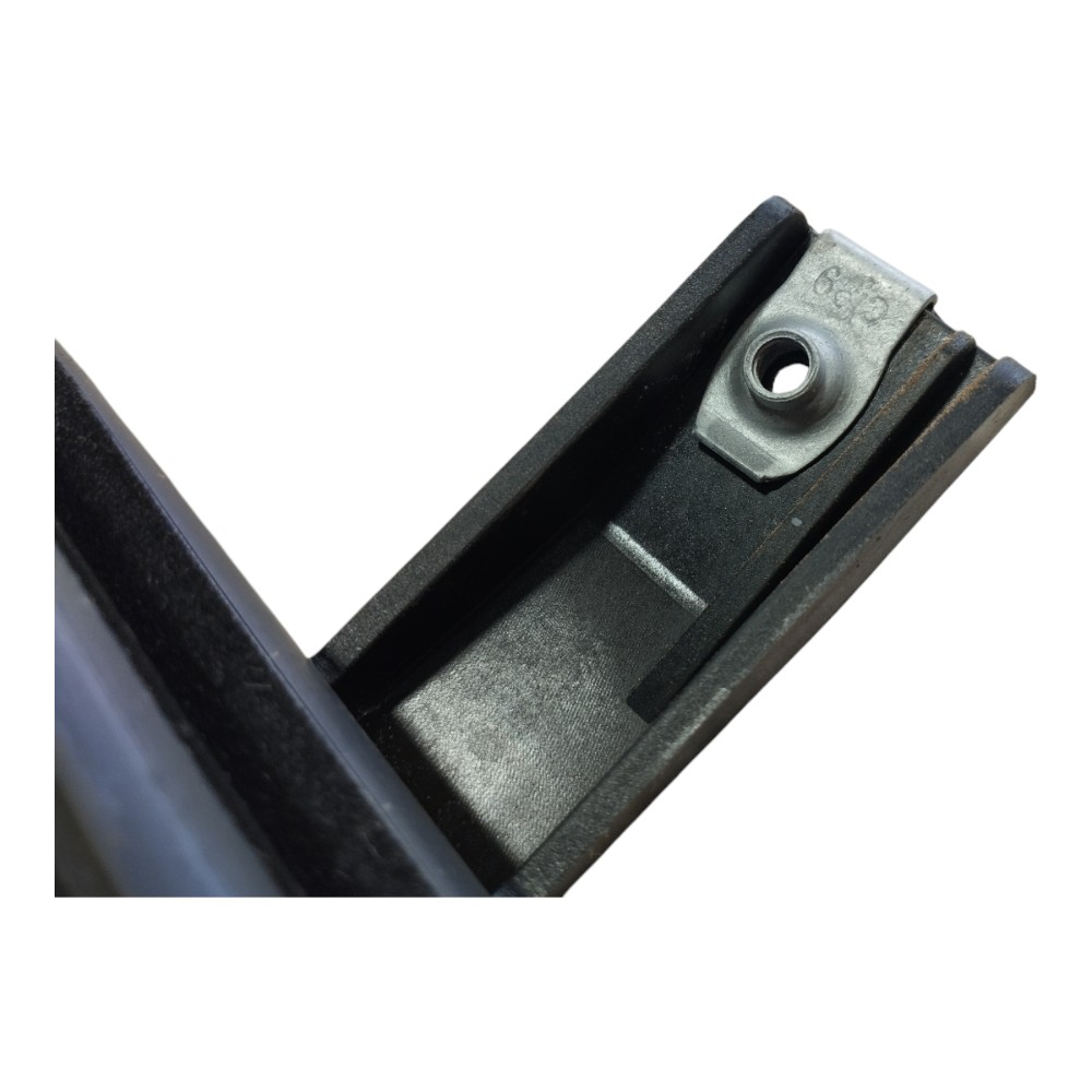 Suporte Canaleta Traseiro Esq Byd Song Plus 2023 2025 V631 3