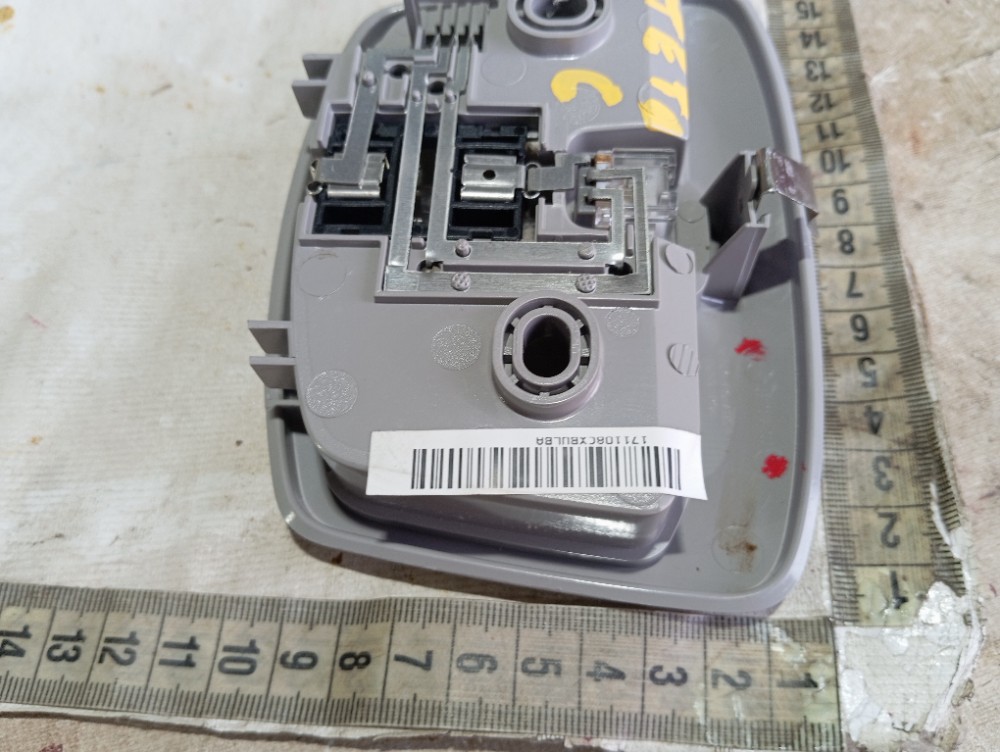 Luz Cortesia Teto Central Ssangyong Xlv Dlx 2018 V612 6