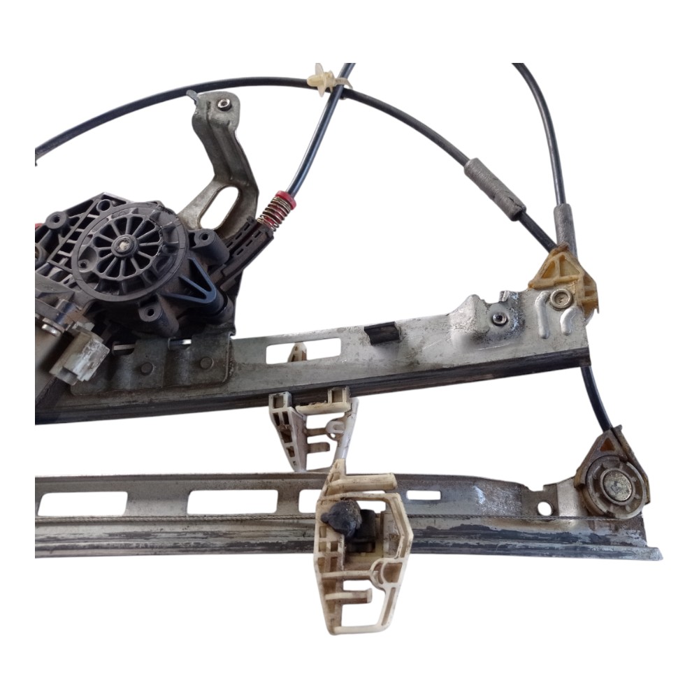 Máquina Vidro Dianteira Esquerda Peugeot 206 2005 V273 6