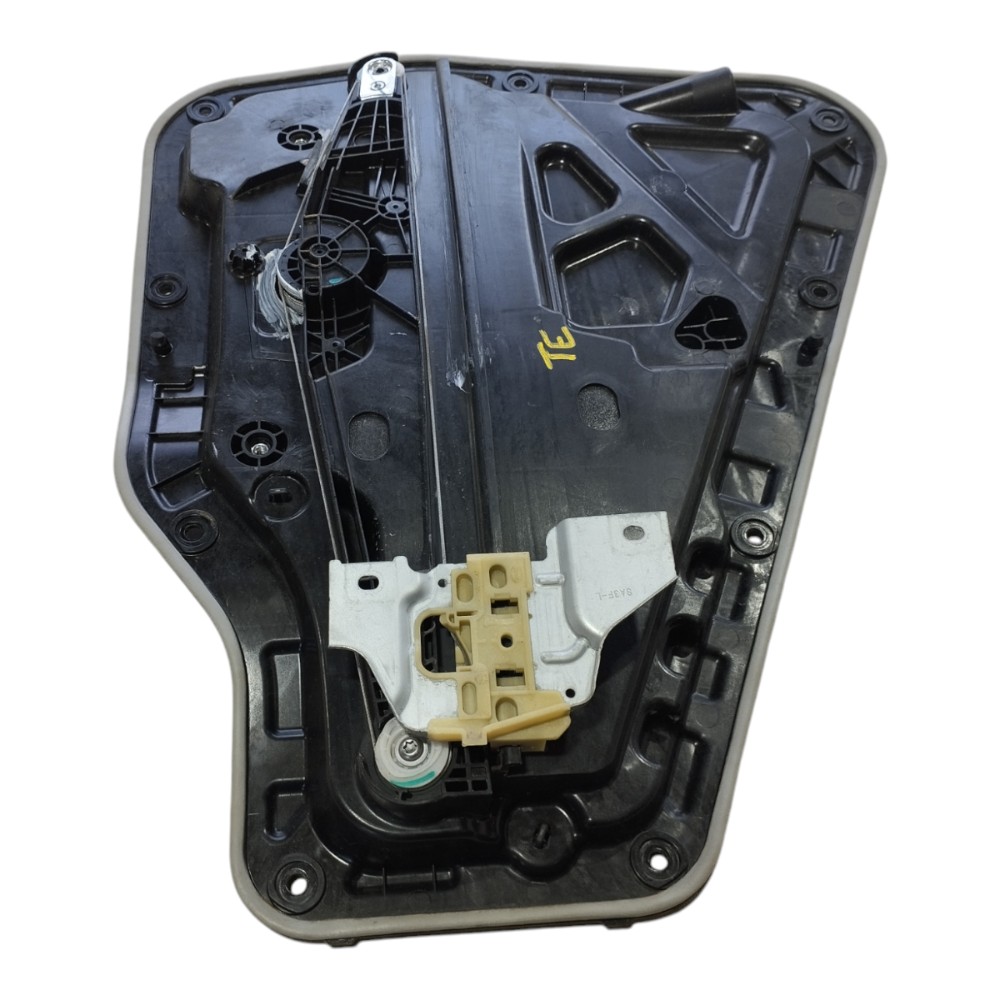 Máquina De Vidro Traseiro Esq Byd Song Plus 2024 1.5 V631 2
