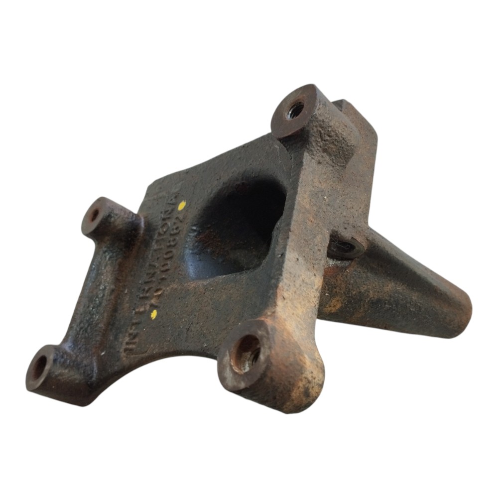 Suporte Compressor Troller T4 2011 V650 4