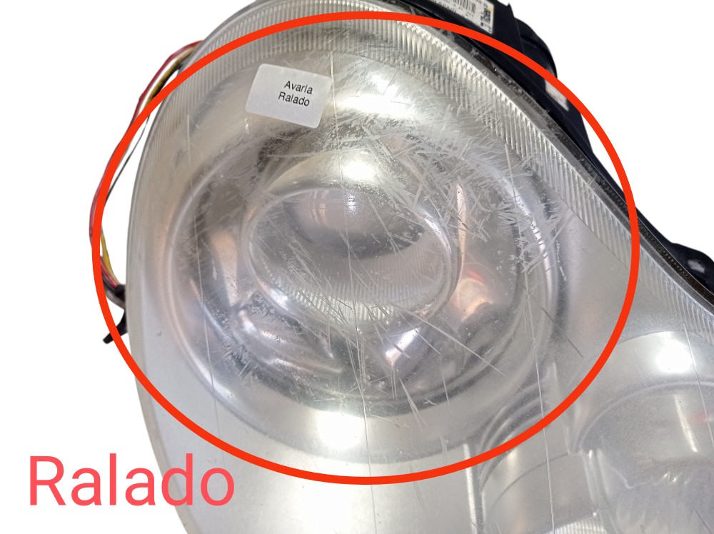 Farol Direito Porsche Cayenne 2003 V371 5