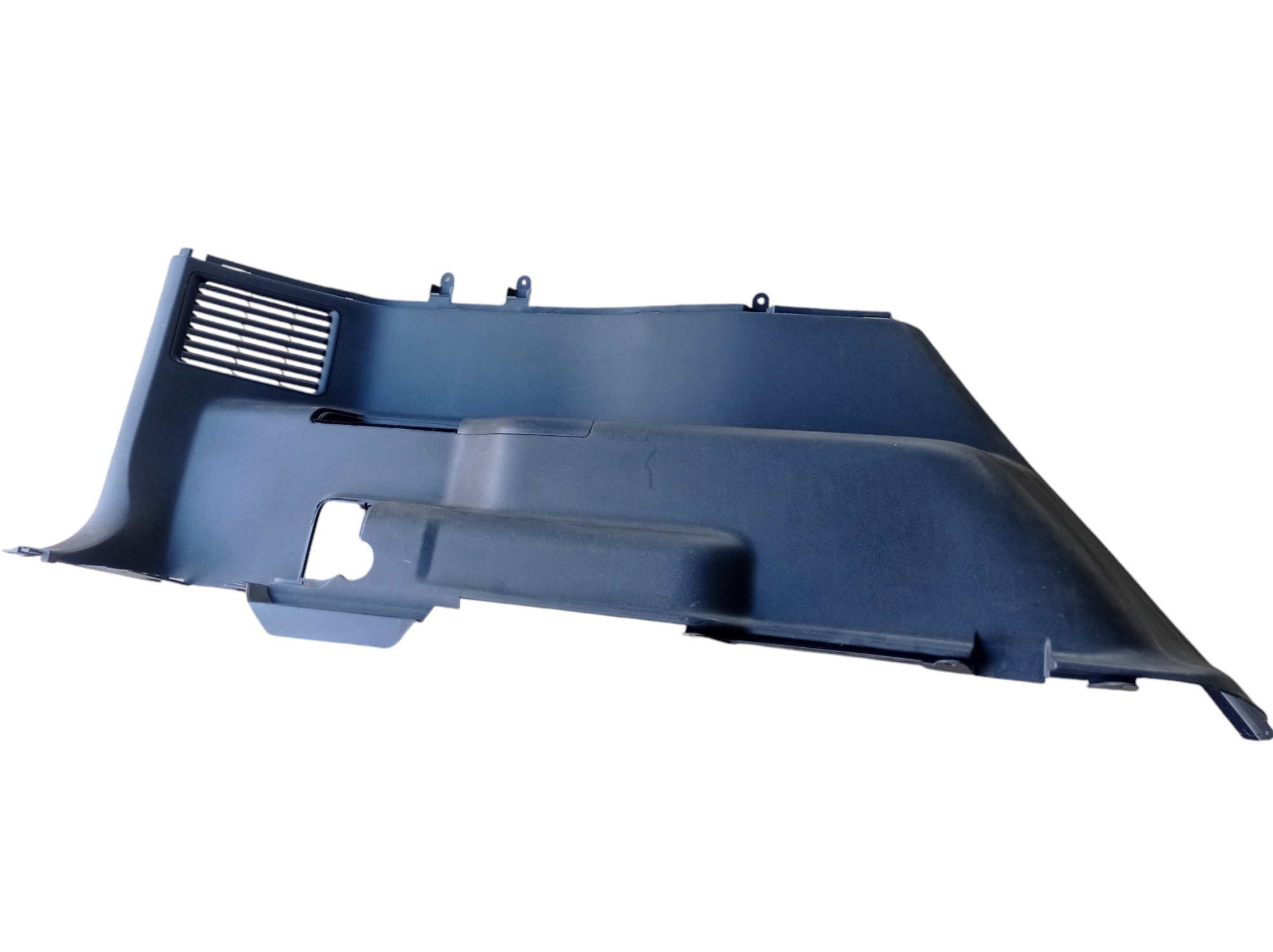 Acabamento Porta Malas Mitsubishi Pajero Full 2020 V599 1