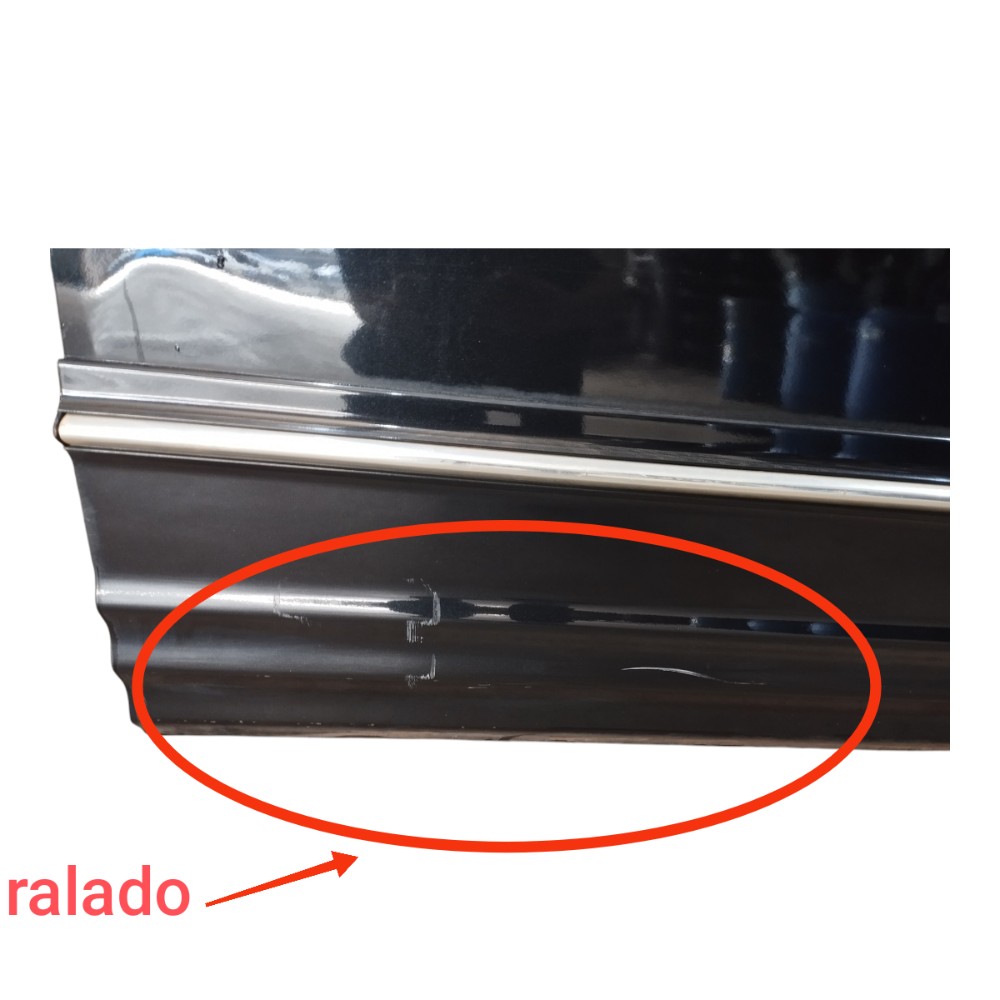 Porta Dianteira Direita Chrysler Grand Caravan 2003 3.3 V578 8