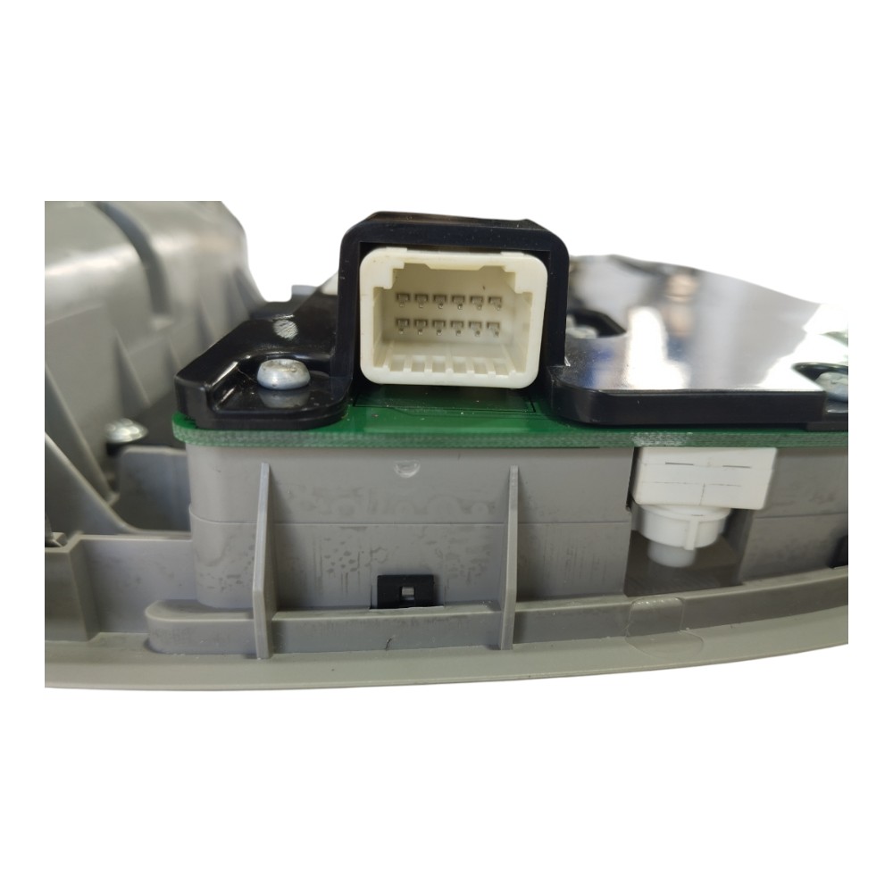 Luz Cortesia Jac Ej7 2023 V618 7