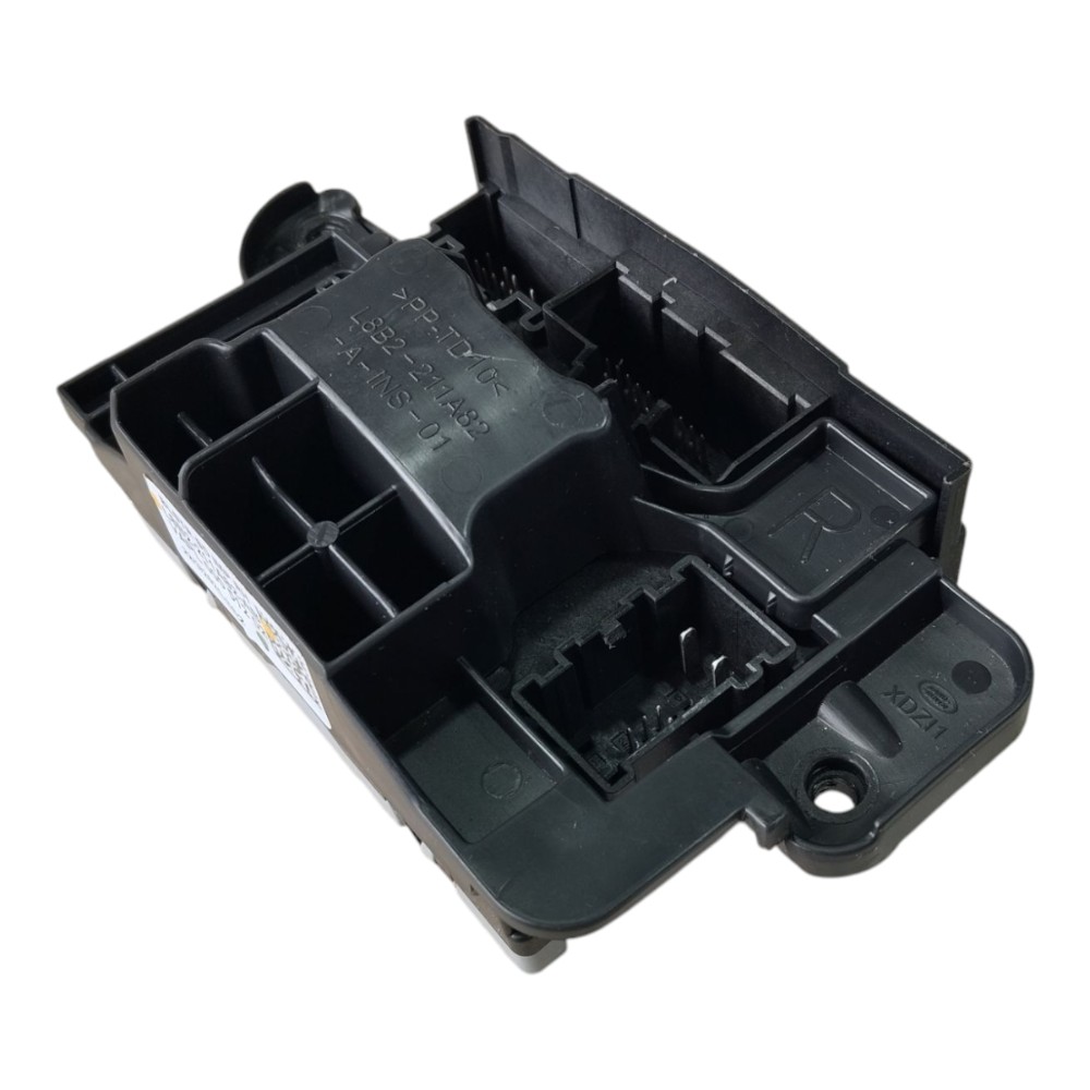 Módulo Trava Central Portas Land Rover Defender 2022 V645 3