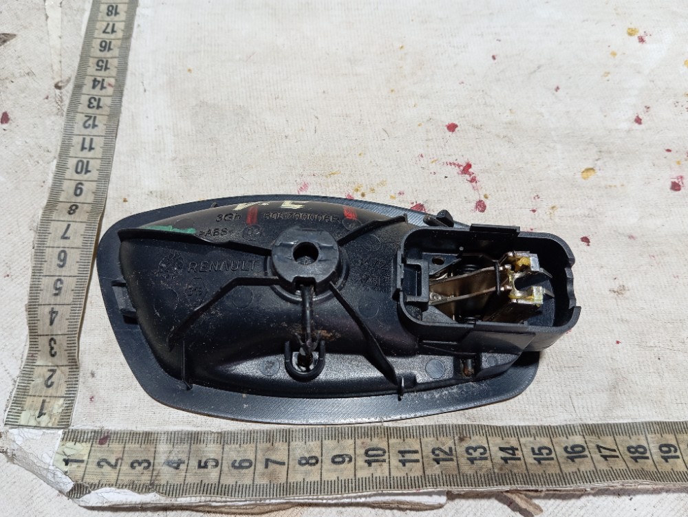 Maçaneta Int Porta Diant Esquerda Renault Zoe Neo 2023 V617 Dianteira 6