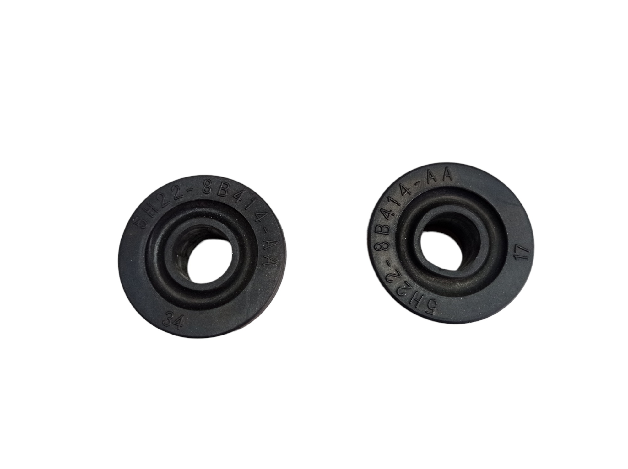 Coxim Superior Radiador Land Rover Discovery 4 2011 V582 1