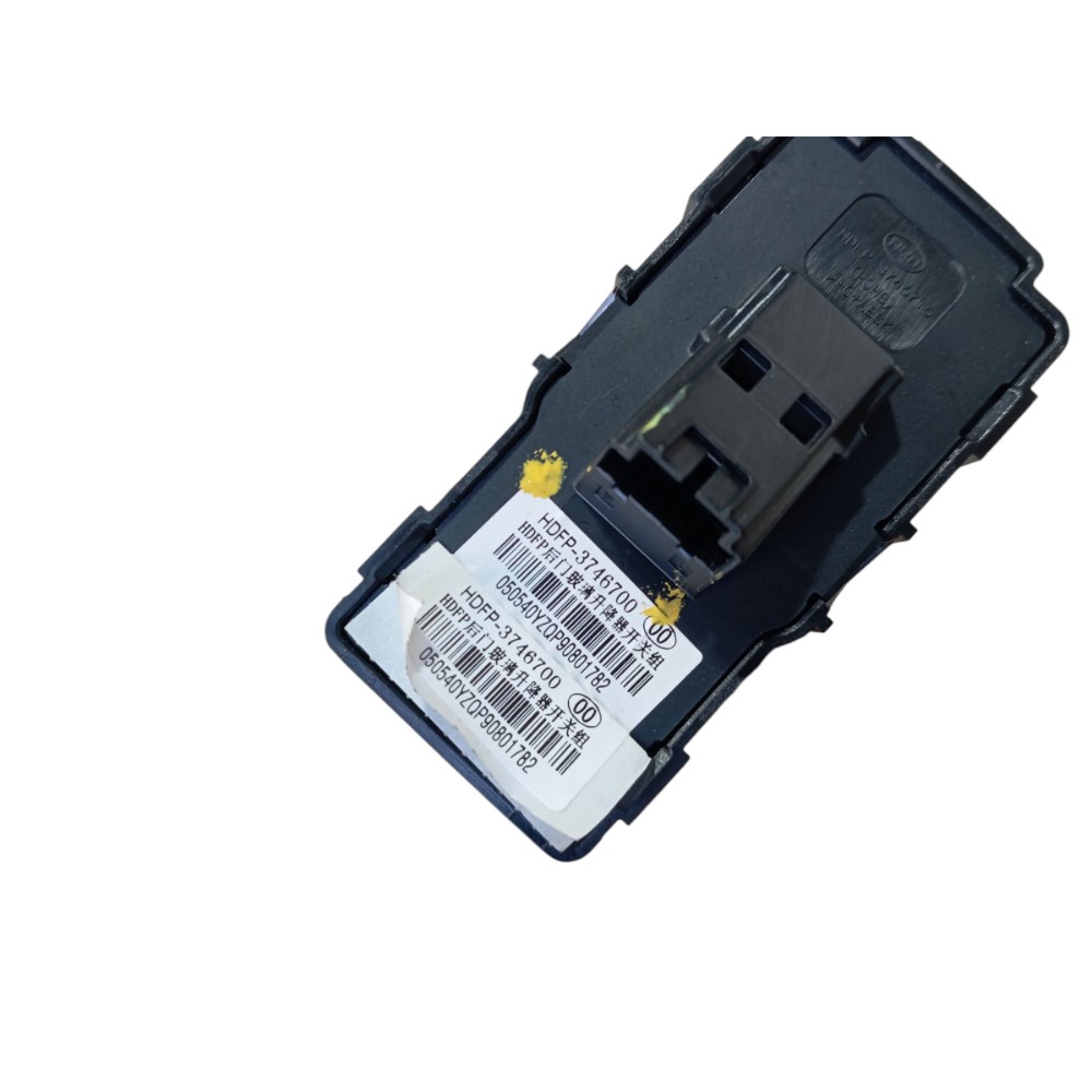 Botão Vidro Porta Dianteira Direita Byd Dolphin 2024 V653