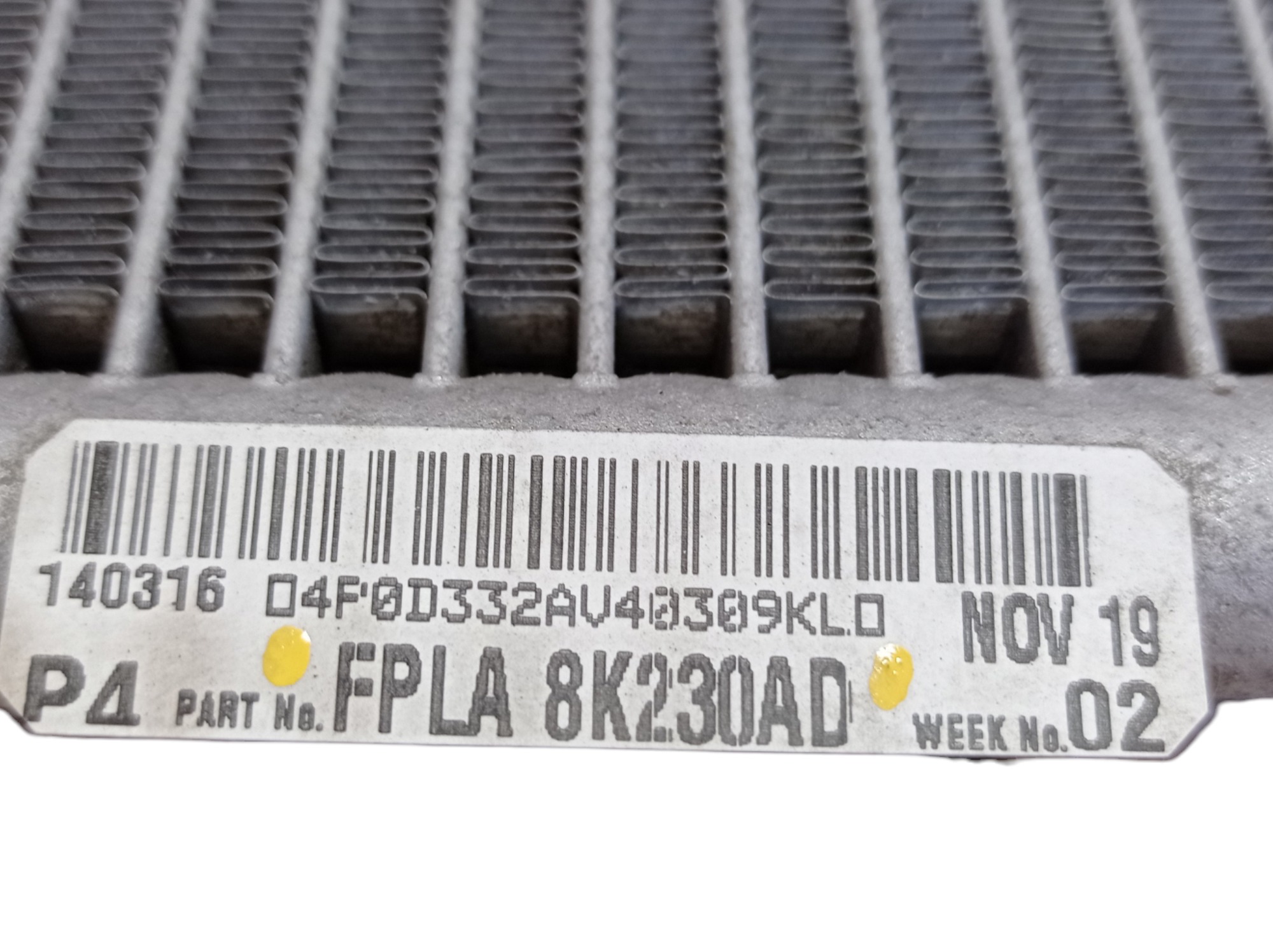 Radiador Auxiliar Land Rover Discovery 5 2019 3.0 V597 7