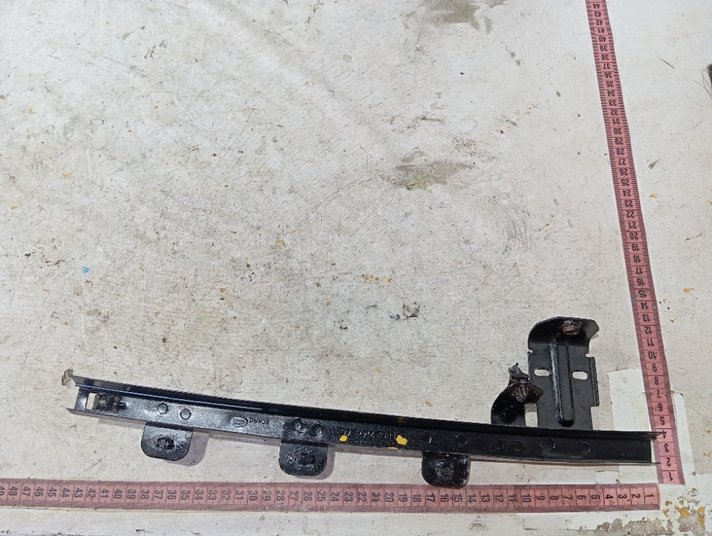 Canaleta Vidro Porta Esquerda Land Rover Defender 2022 V645 8