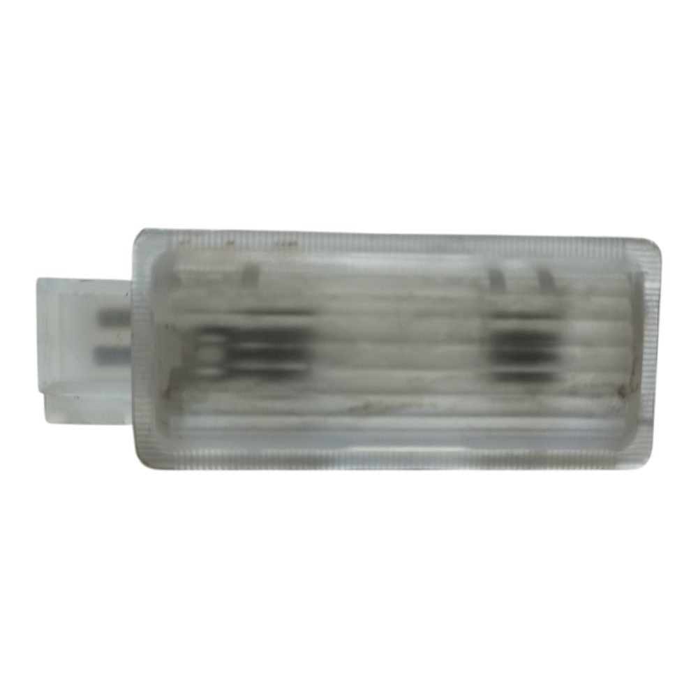 Luz Cortesia Porta Mala Mercedes B180 2010 V630 1