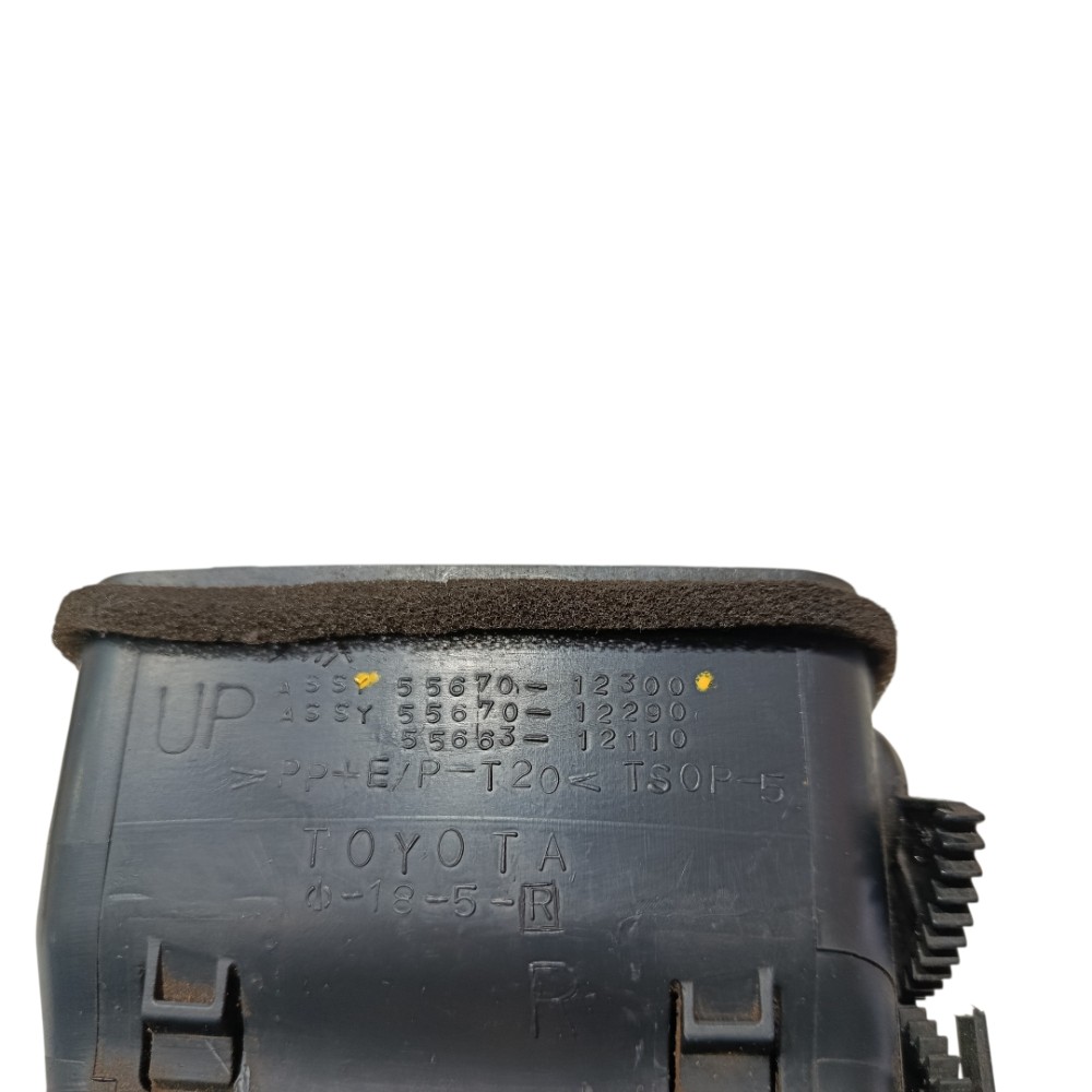 Difusor ar direito painel Toyota Corolla 2005 7