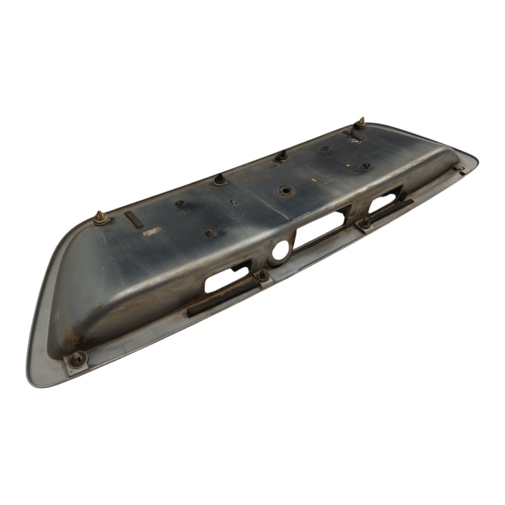 Moldura placa Mercedez c180 V661 5