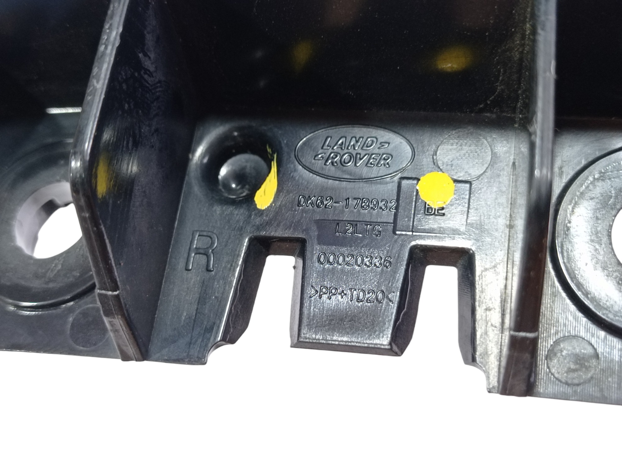 Guia Parachoque Traseiro Direito Rover Sport 2014 V573 7