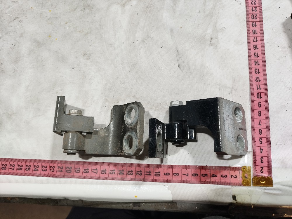 Dobradiça Porta Dianteira Direita Ram Rampage 2023 2025 V659 6