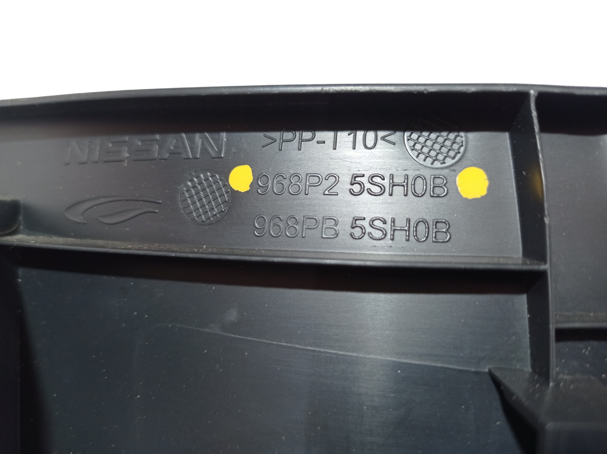 Acabamento Console Direito Nissan Leaf 2022 V589 7