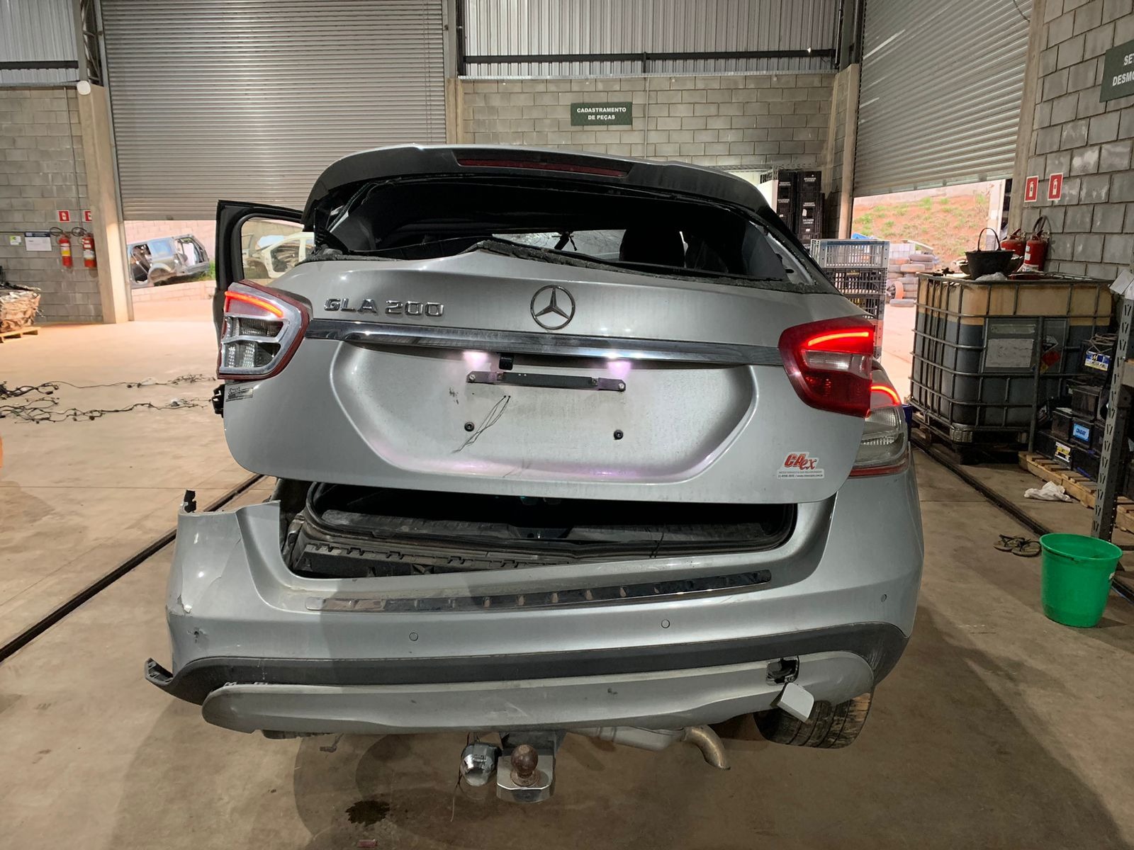 Mercedes gla200 1.6 16v 2016 v568 informações gerais 2