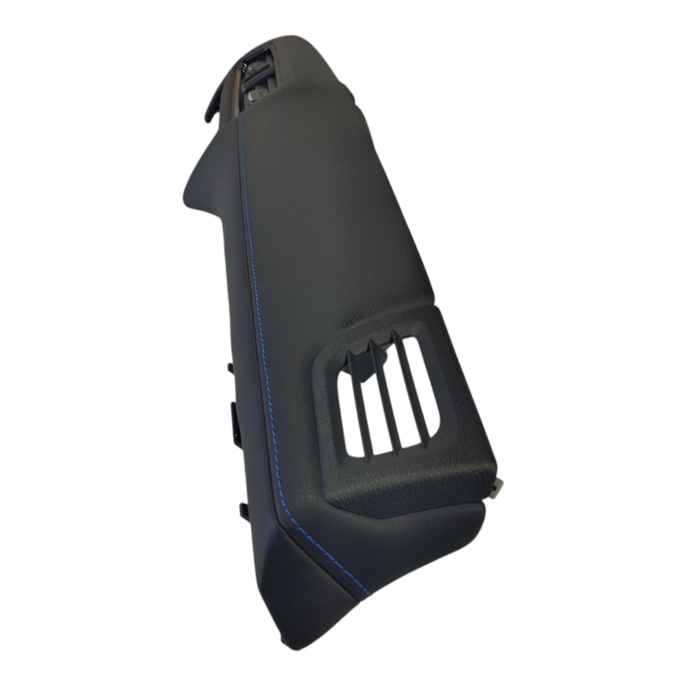 Acabamento Painel Direito  Nissan Leaf 2023 V632 2
