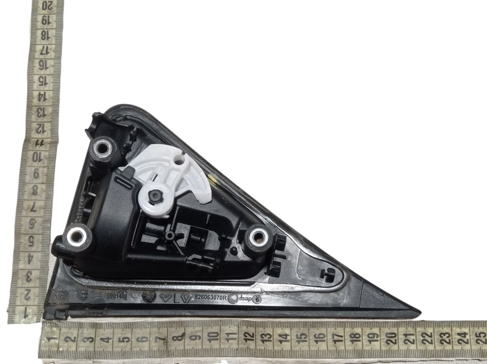 Maçaneta Externa Traseira Esquerda Renault Zoe Neo 2023 V617 Traseira 9