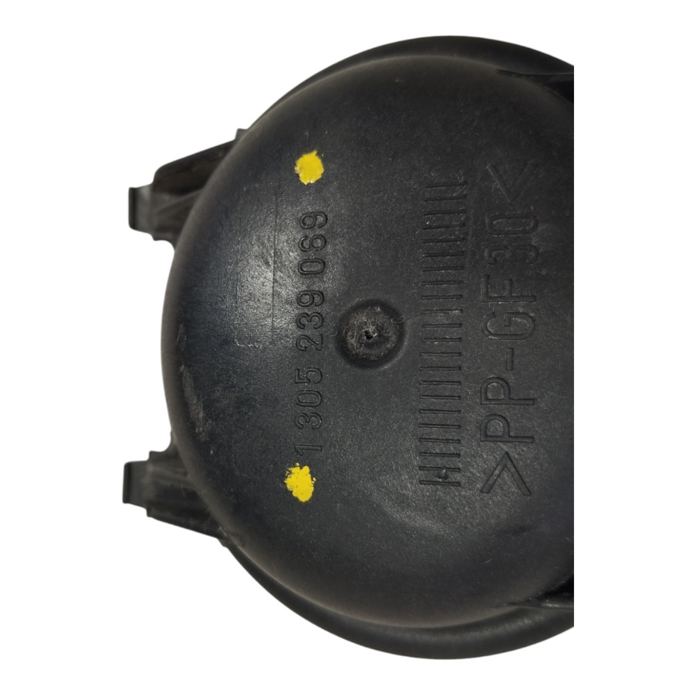 Tampa Farol Mercedes B180 2010 V630 6