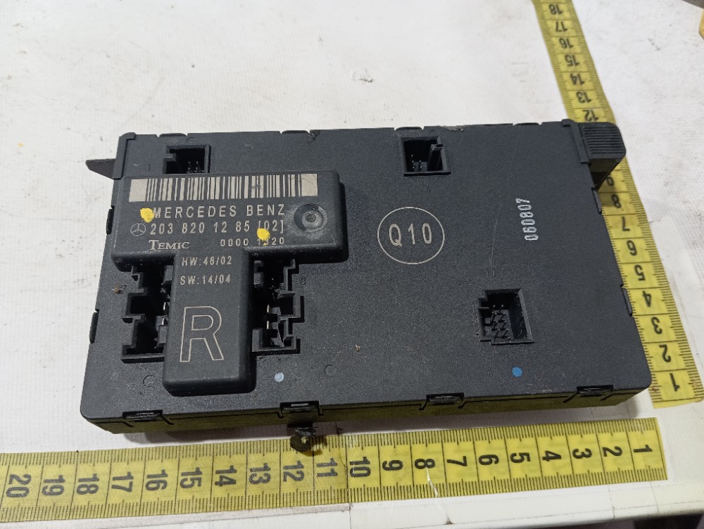 Módulo Porta Dianteiro Direito Mercedes C180 2002 2007 V661 8