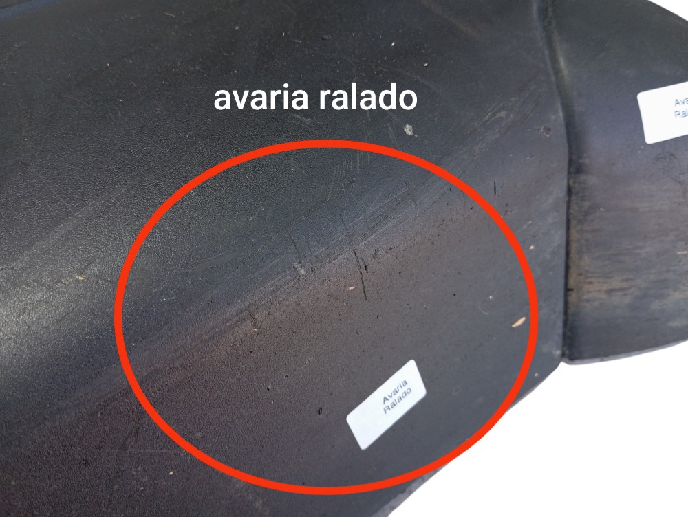 Polaina Traseiro Direito Fiat Strada Working 2001 V212 7