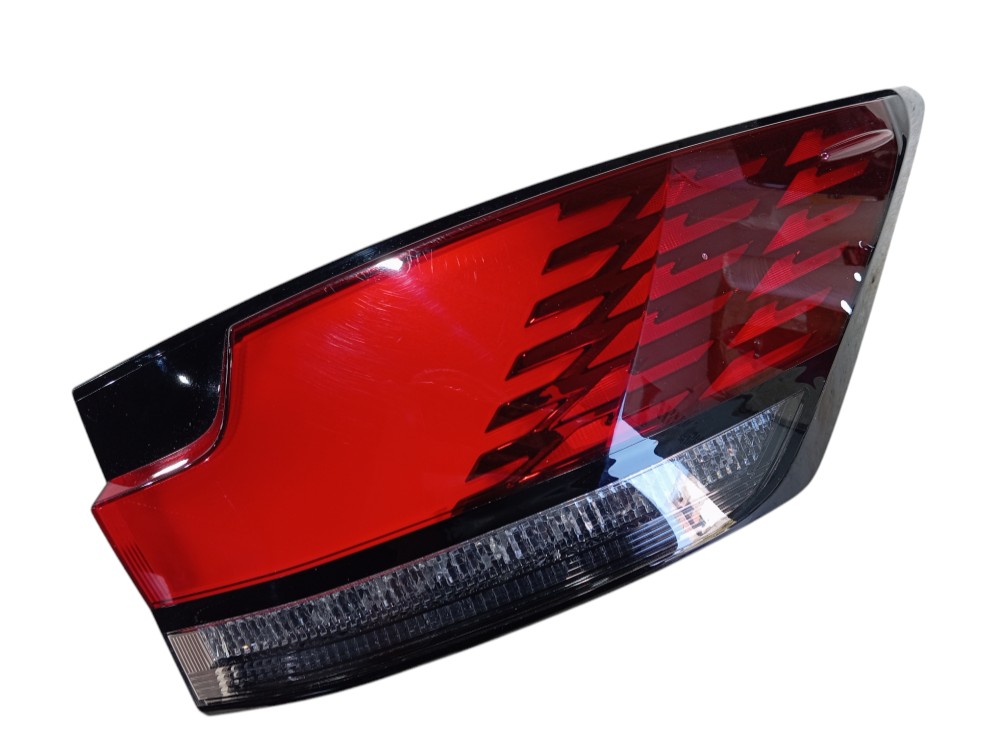Lanterna Direita Lexus Rx500hf 2023 V619 Direito/passageiro 1