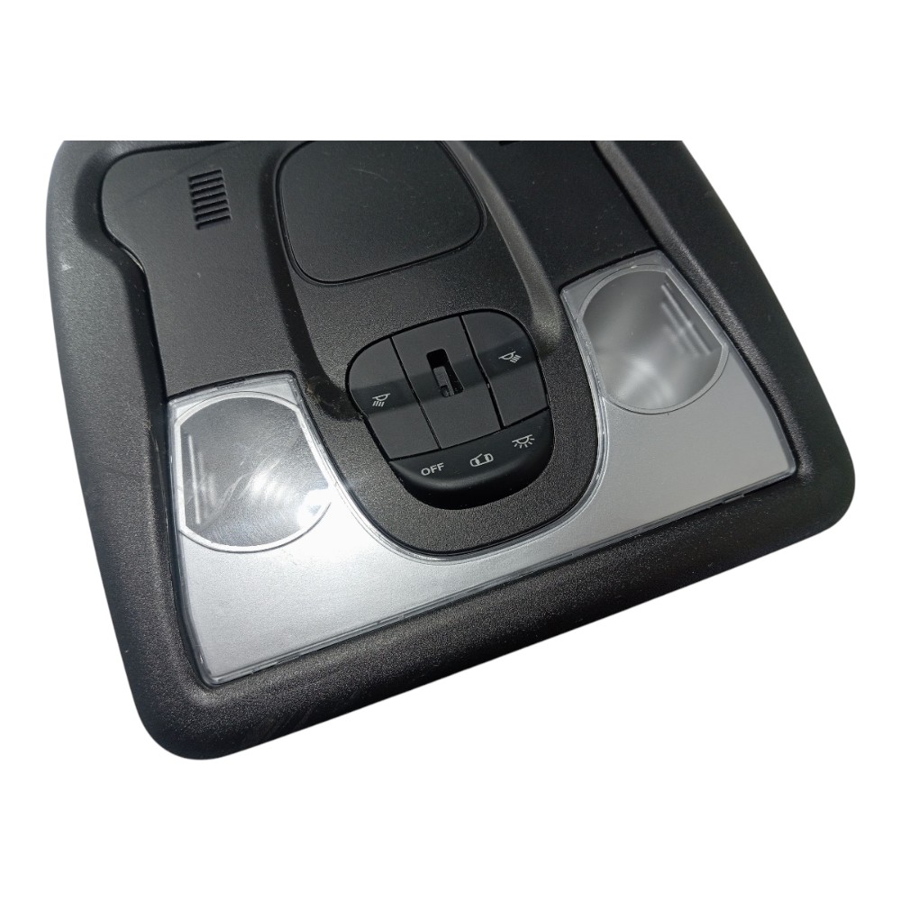 Luz Cortesia Teto Ram Rampage 2023 2025 V659 3