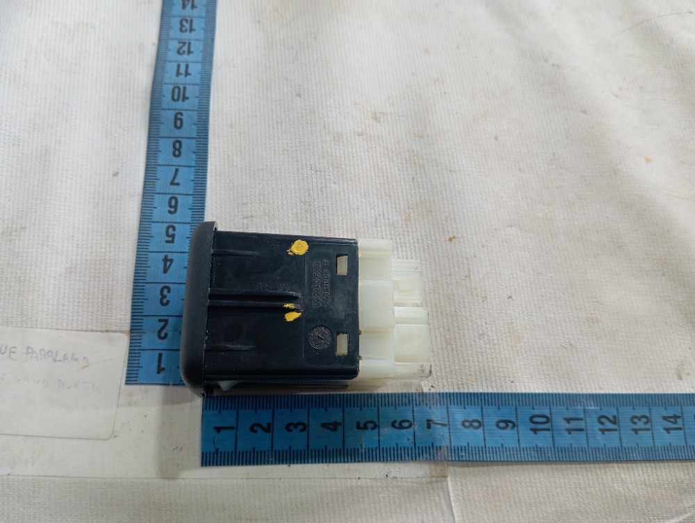 Entrada Usb Gm Tracker 2020 2025 V627 7
